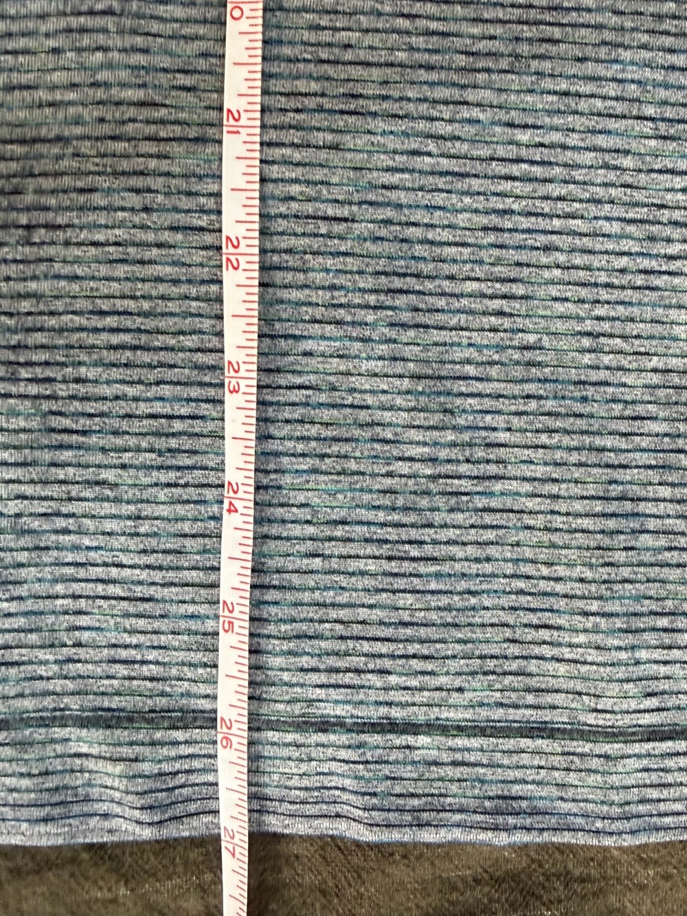Lululemon Men’s Active Striped Tee in Gray, Size Small - Picture 11 of 11
